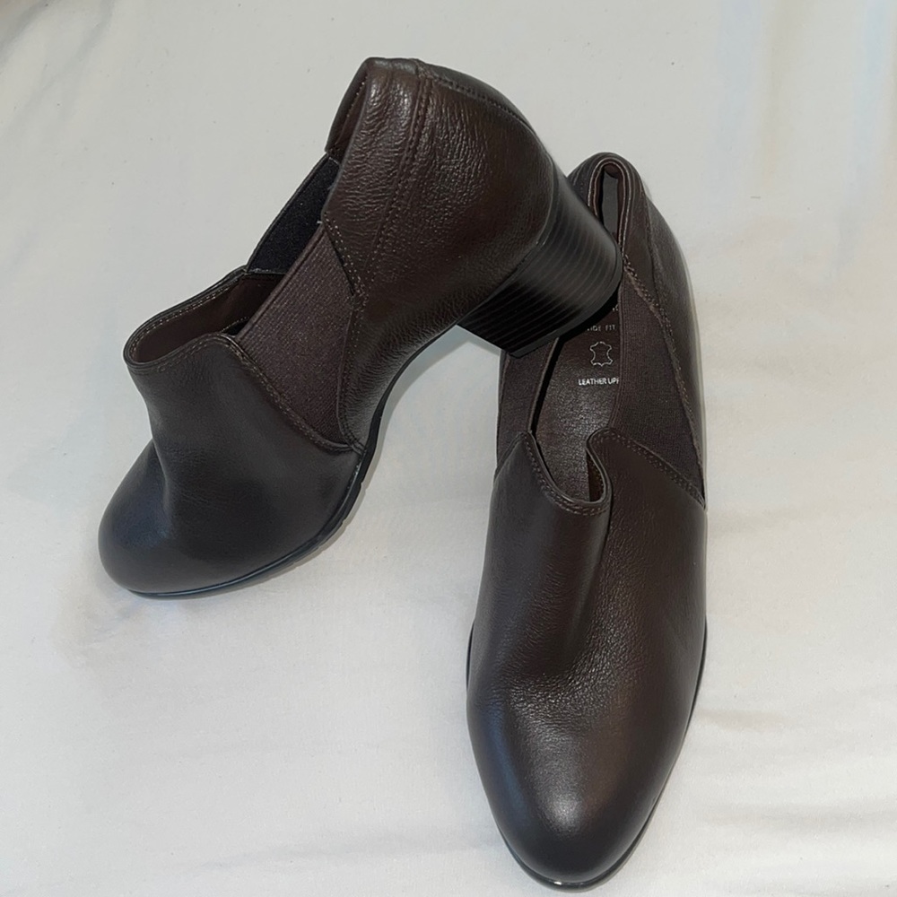 Shoes - Picture 3 of 5